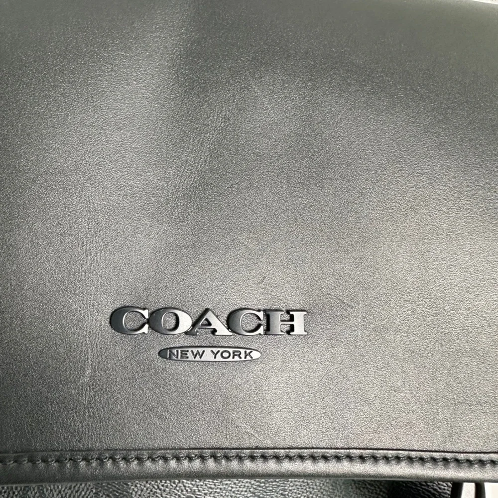 Coach league messenger